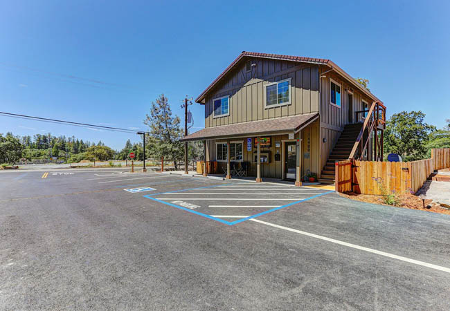 Auburn RV Resort store front
